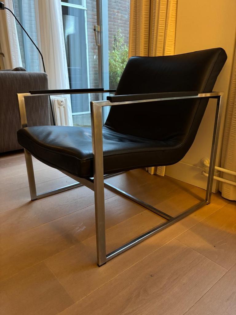 Harvink design fauteuils – zwart leer en metalen frame, Ophalen, Gebruikt, 50 tot 75 cm, Leer