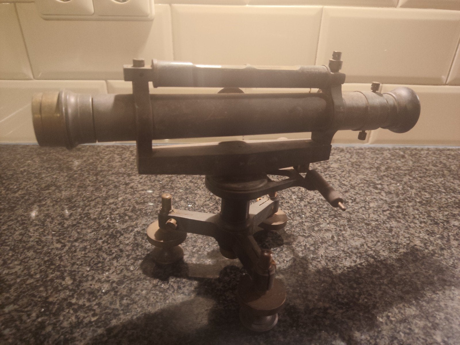 Antiek waterpasinstrument G. De Koningh, Arnhem, Ophalen
