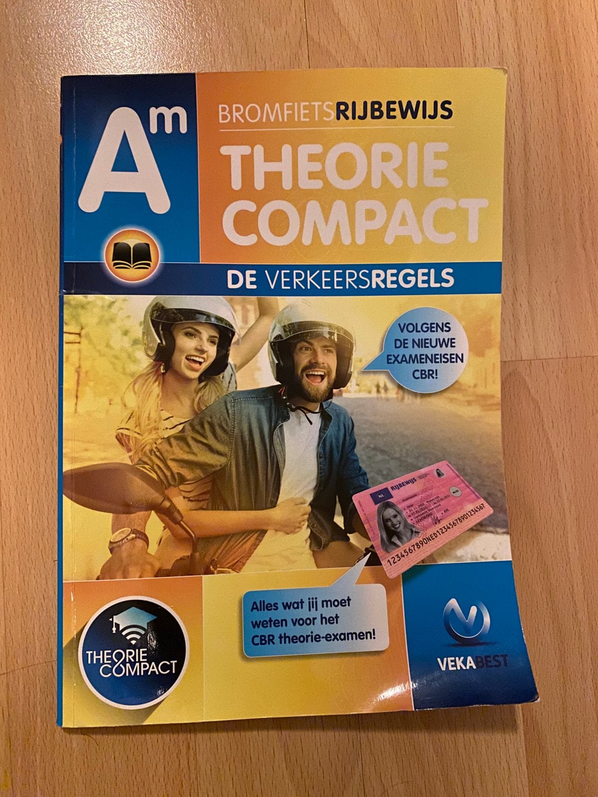 Theorieboek AM scooter Vekabest, Boeken, Ophalen of Verzenden, Alpha, Gelezen
