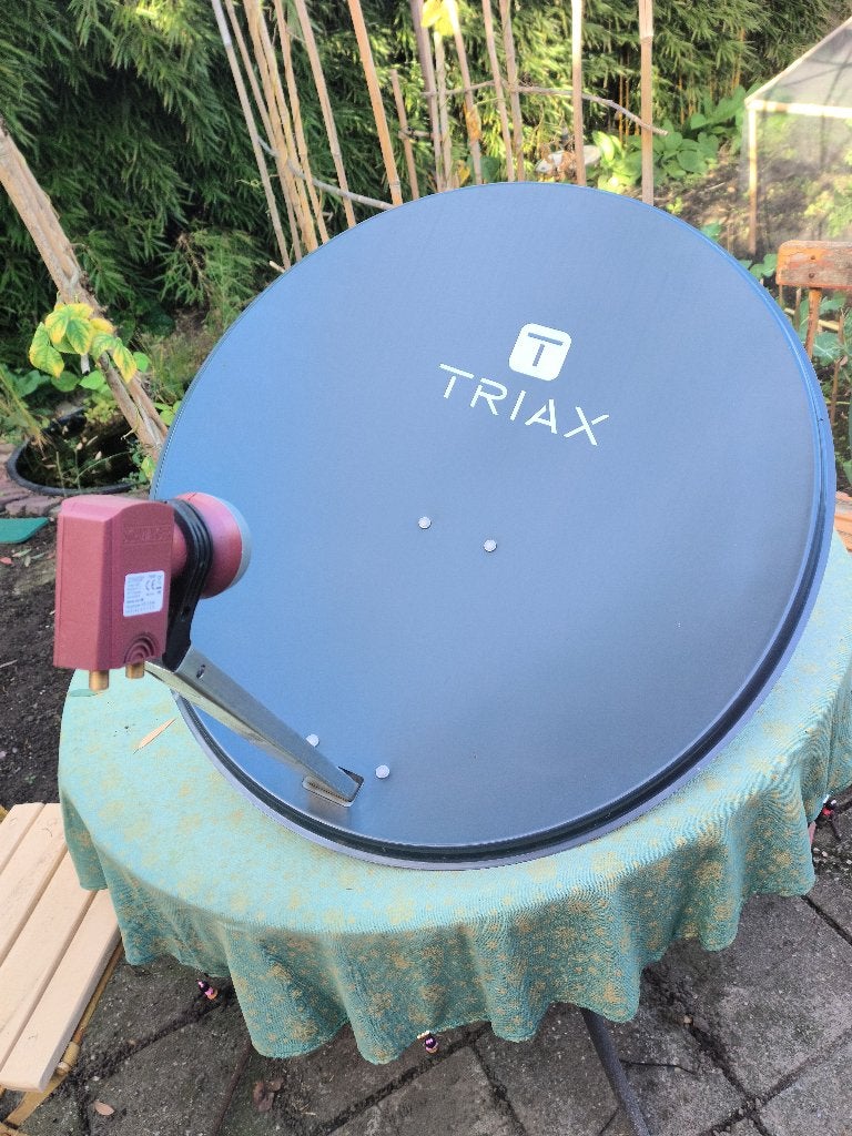 schotelantenne met LNB, Ophalen, Gebruikt, (Schotel)antenne, Overige merken