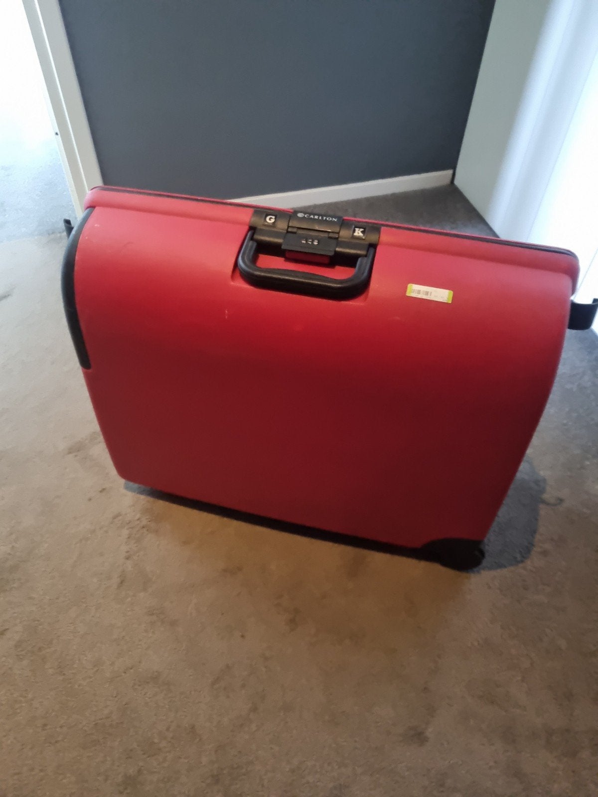 Carlton Koffer Rood - Handig en Duurzaam, Gebruikt, 50 tot 60 cm, Hard kunststof, 35 tot 45 cm