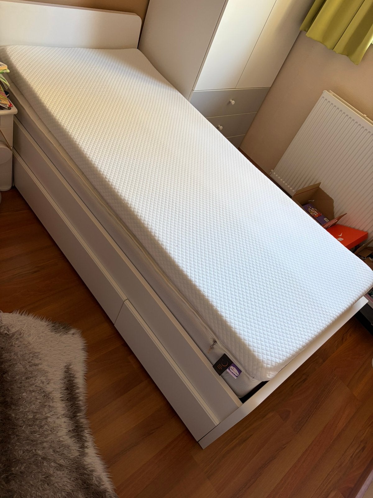 Bed (Ikea), Huis en Inrichting, Ophalen, 90 cm, Eenpersoons, Zo goed als nieuw