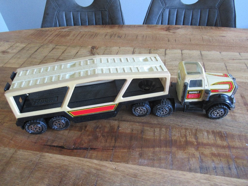 Vintage blikken Kenworth vrachtwagen Transporter Buddy L, Hobby en Vrije tijd, Modelauto's | Overige schalen, Ophalen of Verzenden