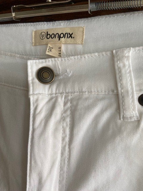 Bonprix broek jeans maat 42 NIEUW, Kleding | Dames, Verzenden, Wit, Maat 42/44 (L), Nieuw