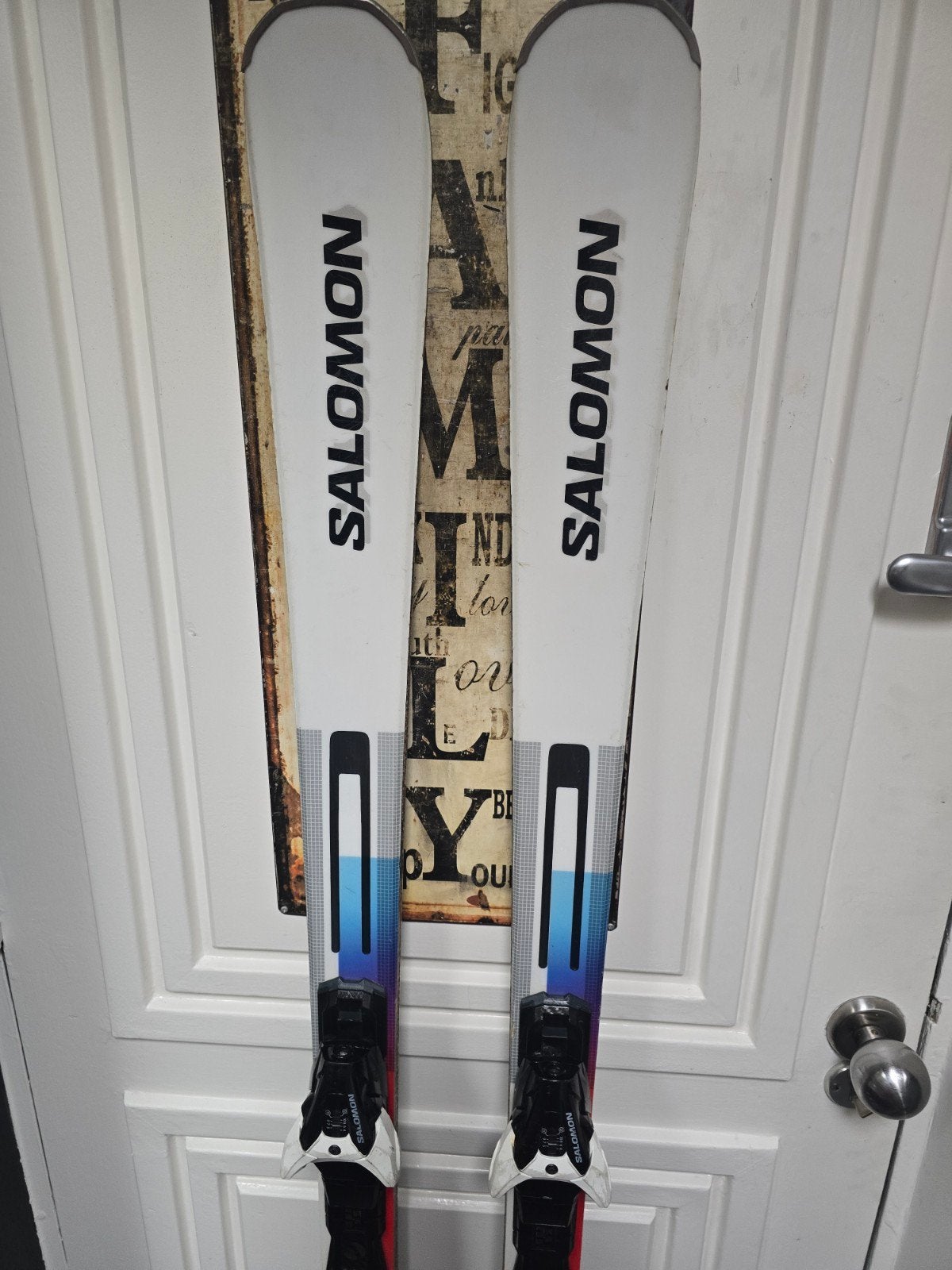 177cm SALOMON ADDIKT carve skis all round