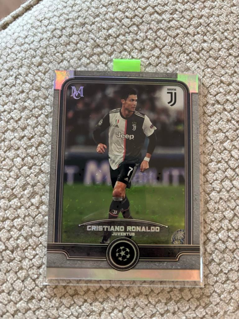 Cristiano Ronaldo Topps Museum Collection Spelerskaart, Verzamelen, Sportartikelen en Voetbal, Ophalen of Verzenden, Zo goed als nieuw