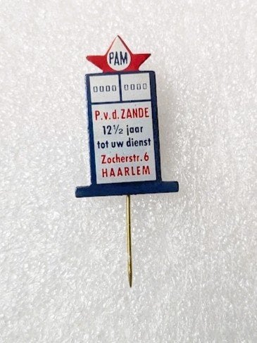 leuke blikken PAM benzine pomp speld P.v.d.Zande, Haarlem, Ophalen of Verzenden, Gebruikt, Overige onderwerpen, Speldje of Pin