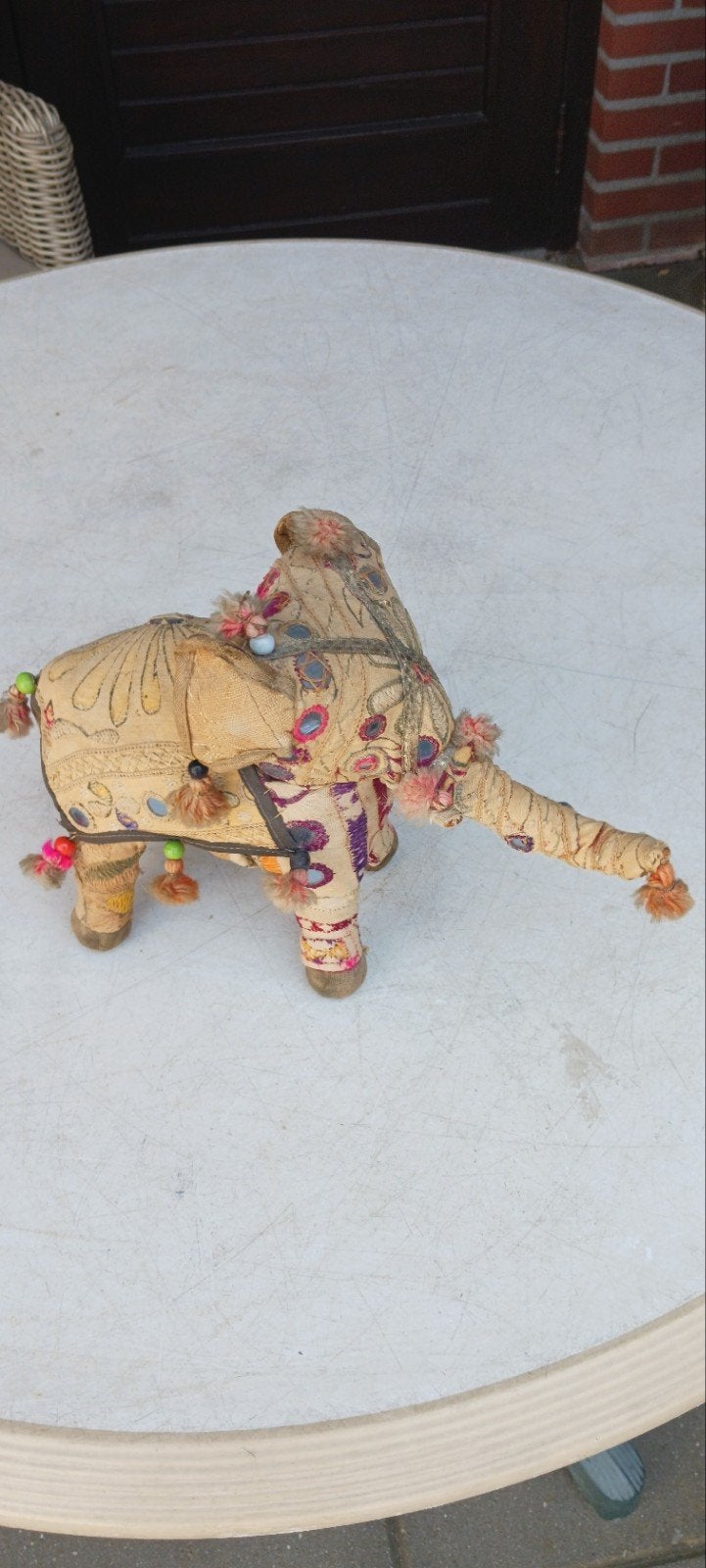 RAJASTHANI HANDGEBORDUURDE STOFFEN OLIFANT UIT INDIA 34 CM, Ophalen of Verzenden