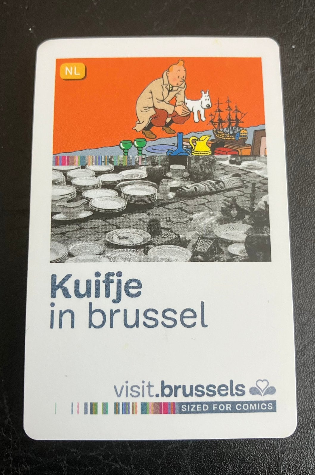 Plattegrond Met Kuifje in Brussel formaat opgevouwen 8x5cm, Overige merken, Fiets- of Wandelgids, Ophalen of Verzenden, Zo goed als nieuw
