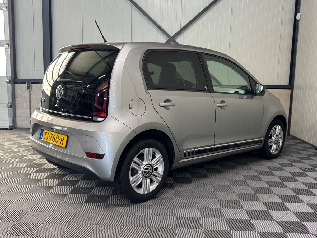 Volkswagen Up! 1.0 Beats | BlueM 5-Drs | Airco | Cruise | Ca, Voorwielaandrijving, Gebruikt, 4 stoelen, Origineel Nederlands