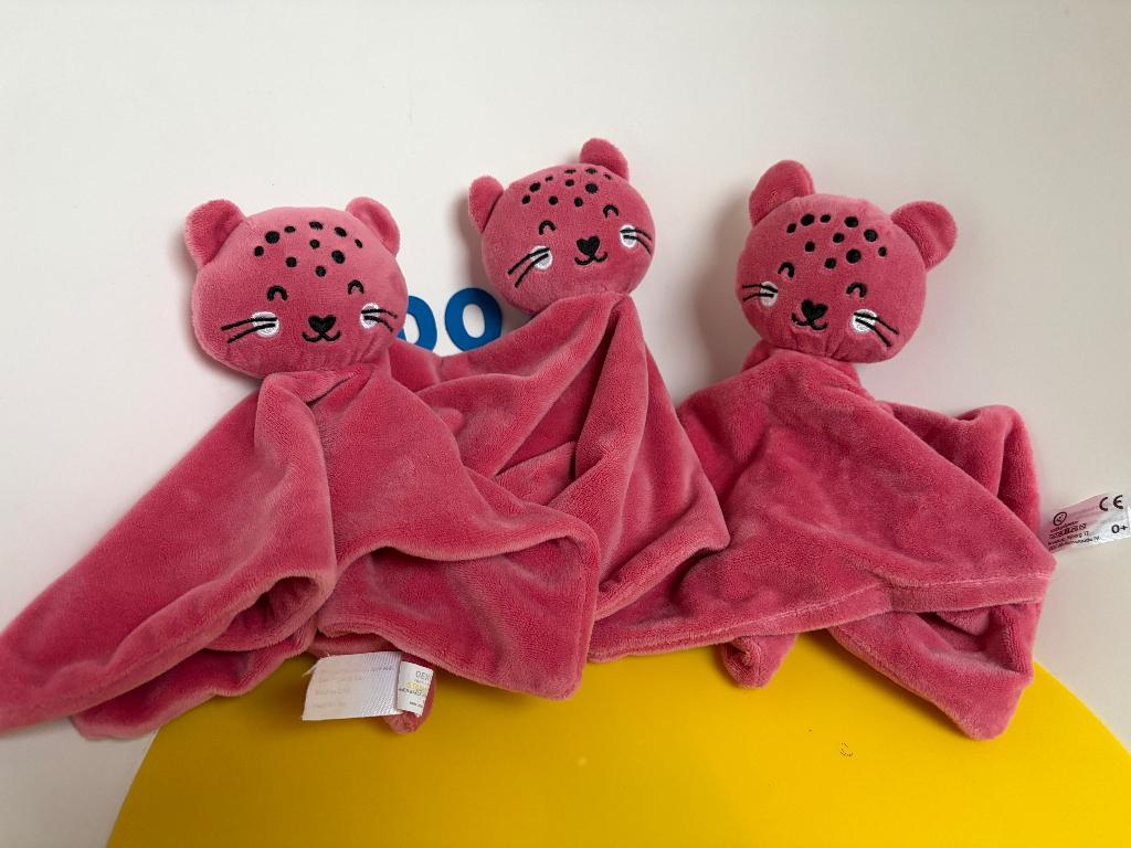 K1216 kruidvat doekje poes roze 3x, Kinderen en Baby's, Speelgoed | Knuffels en Pluche, Nieuw, Overige typen, Ophalen of Verzenden