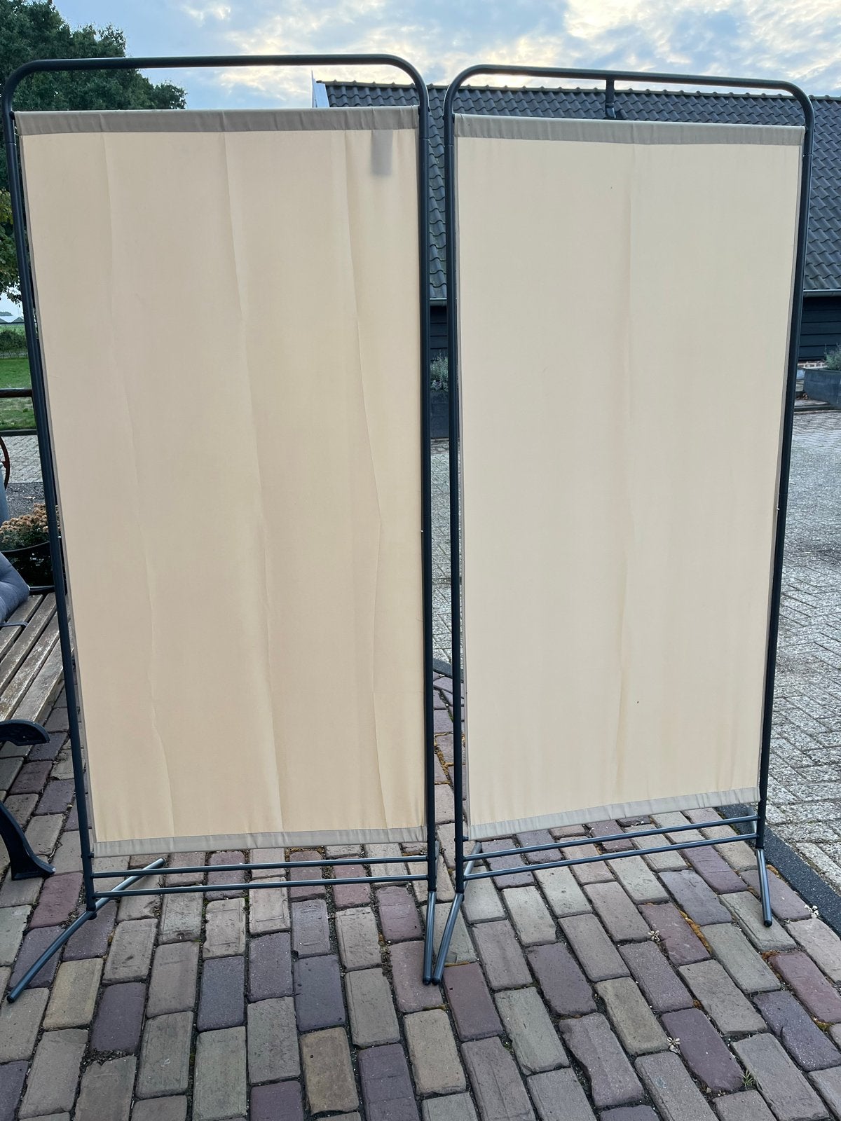 Twee beige kamerschermen 1.80 hoog  x 0.80m, Ophalen, Zo goed als nieuw