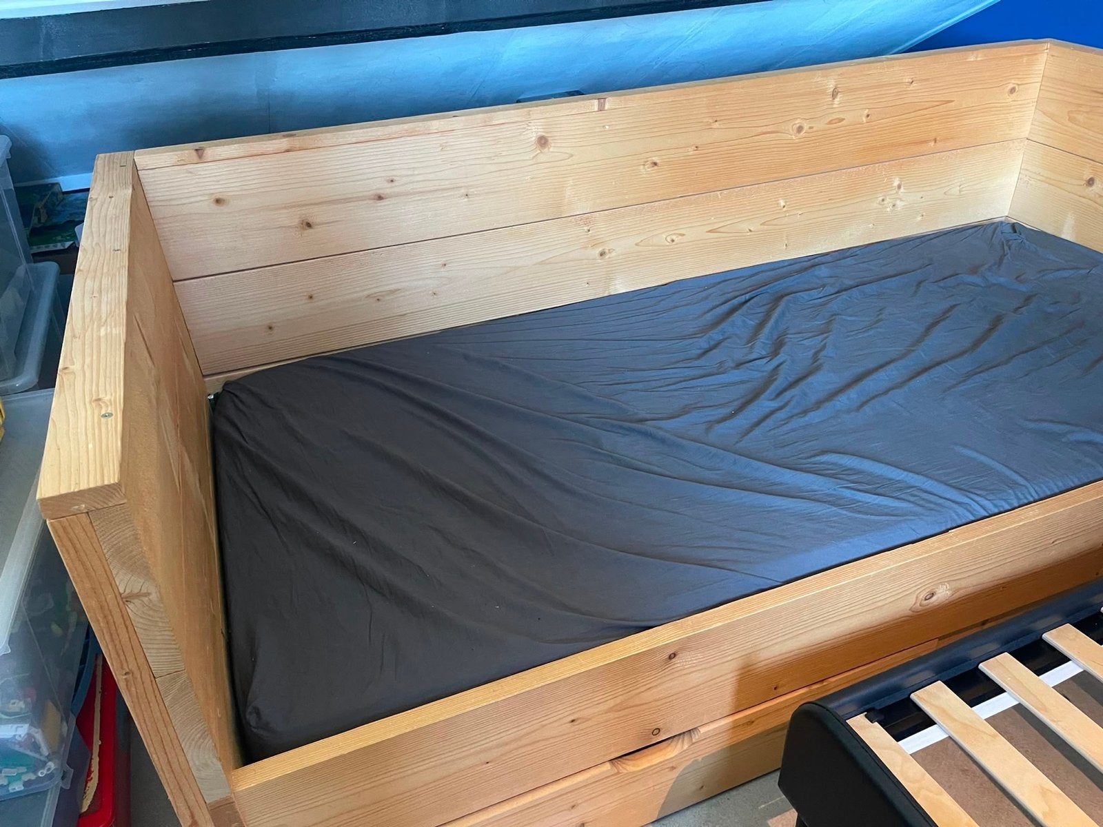 Stevig houten bedframe met lades, zonder matras, Ophalen, Gebruikt, 90 cm, 200 cm