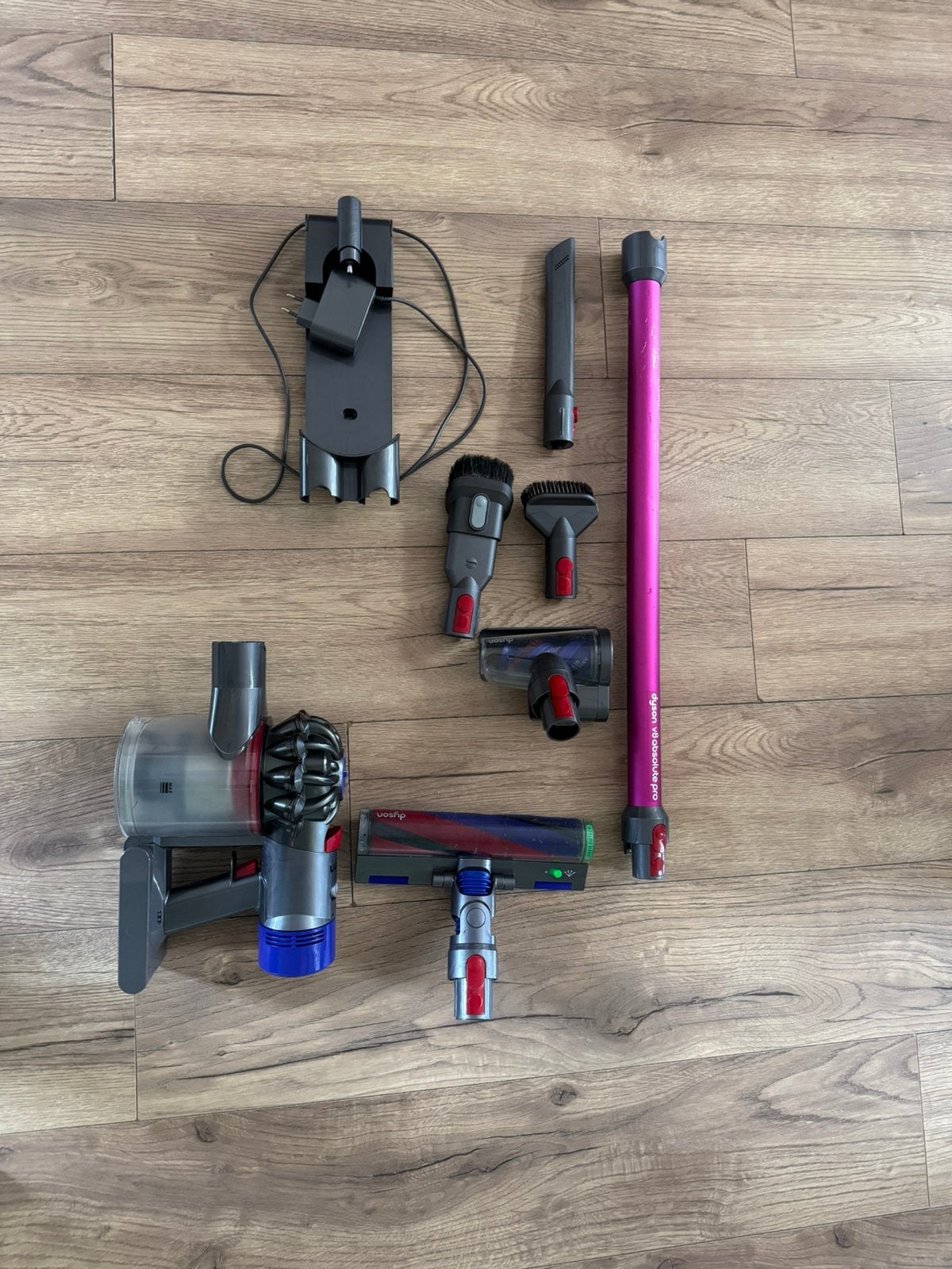 Dyson v8 absolute pro compleet nieuwe accu, Ophalen, Gebruikt, Dyson