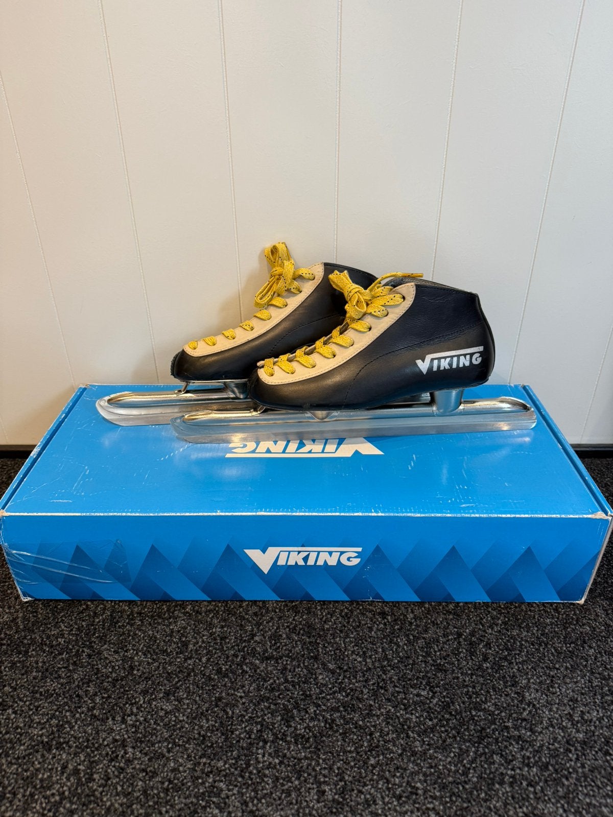 Viking Original schaatsen, lage noren, maat 33, nieuwstaat!, Sport en Fitness, Schaatsen, Viking, Ophalen of Verzenden, Zo goed als nieuw