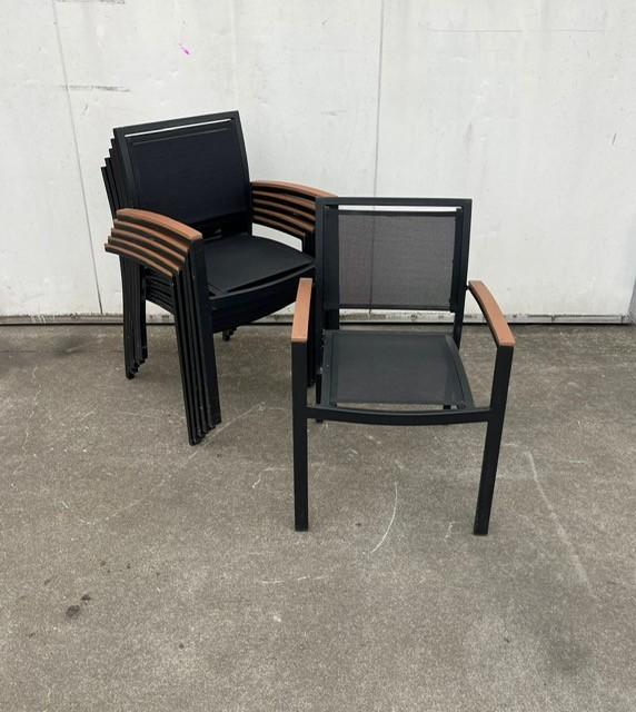 76 stuks nette horeca terrasstoelen zwart stapelbaar outdoor, Ophalen, Hout, Zwart, Zo goed als nieuw