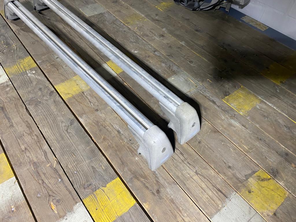 Dakdragers voor bmw 3 serie touring E91 met roofrails, Ophalen, Nieuw