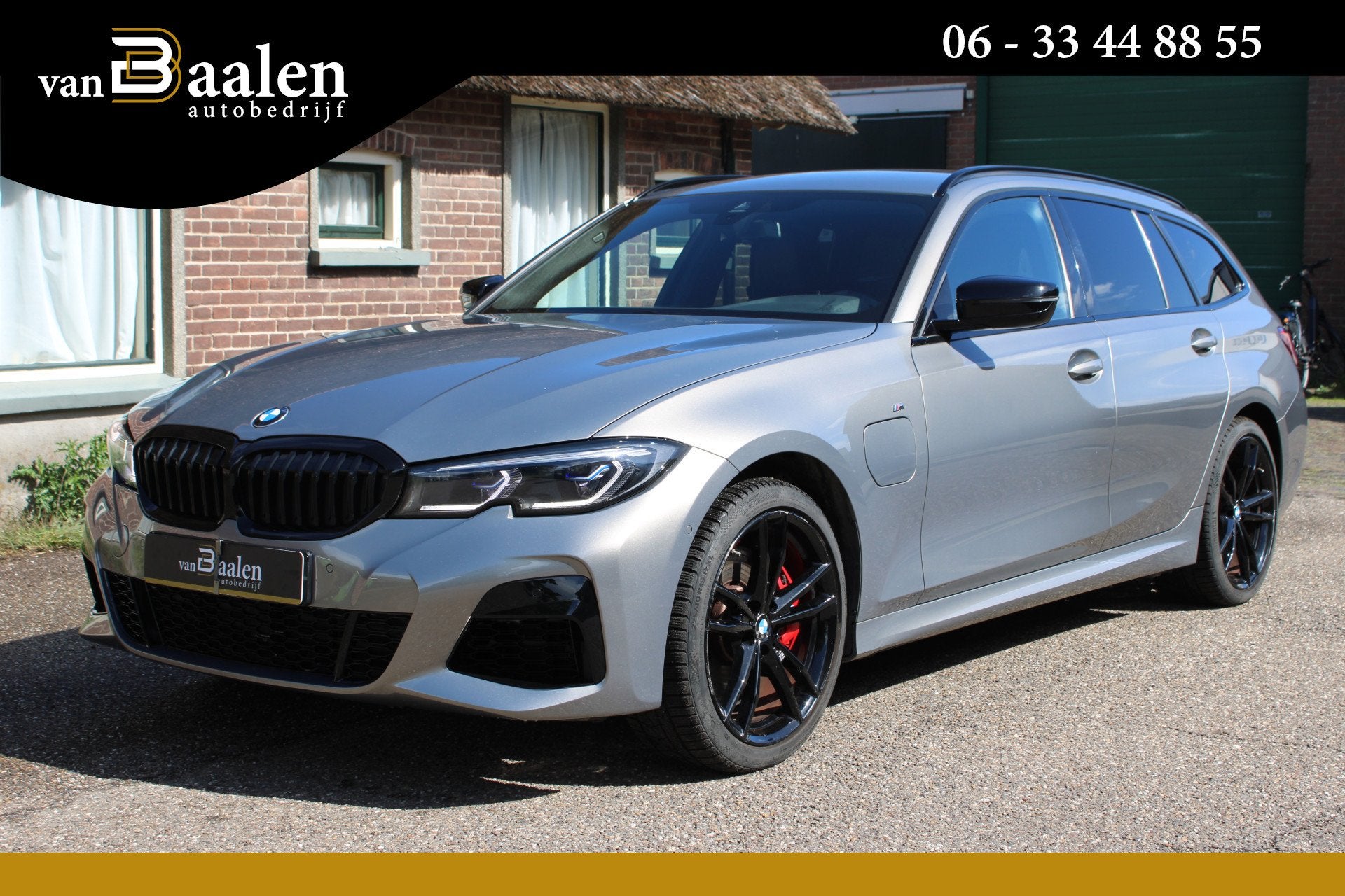 BMW 3 Serie Touring 330e xDrive High Executive M-SPORT NAVI, Auto's, Gebruikt, 4 cilinders, 1865 kg, Vierwielaandrijving
