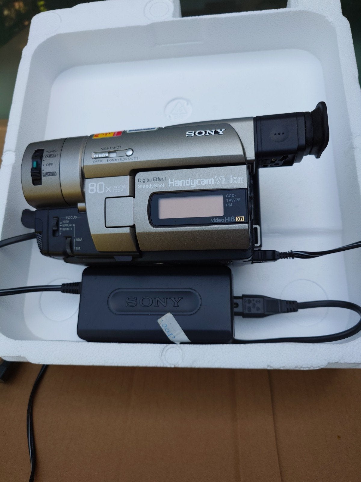 Sony Handycam Vision CCD-TRV77E Video Hi8 XR Camcorder, Ophalen of Verzenden, Overige soorten, Sony, 20x of meer