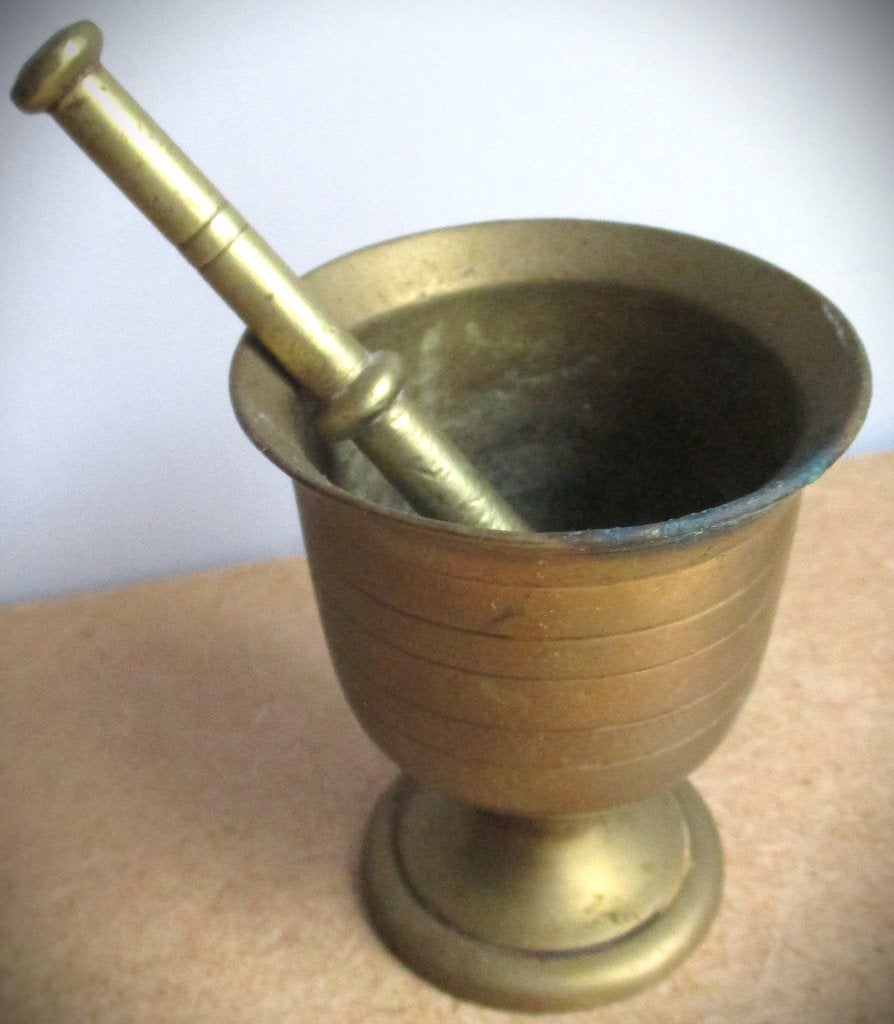 Vijzel Stamper~Antieke koperen vijzel met stamper~7 cm, Ophalen of Verzenden