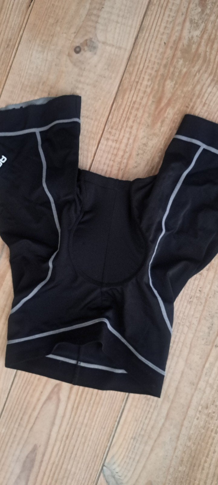 AGU Fietsbroek dames  Kort - Maat S - Zwart met Rode Zeem, S, Zo goed als nieuw, Dames, AGU
