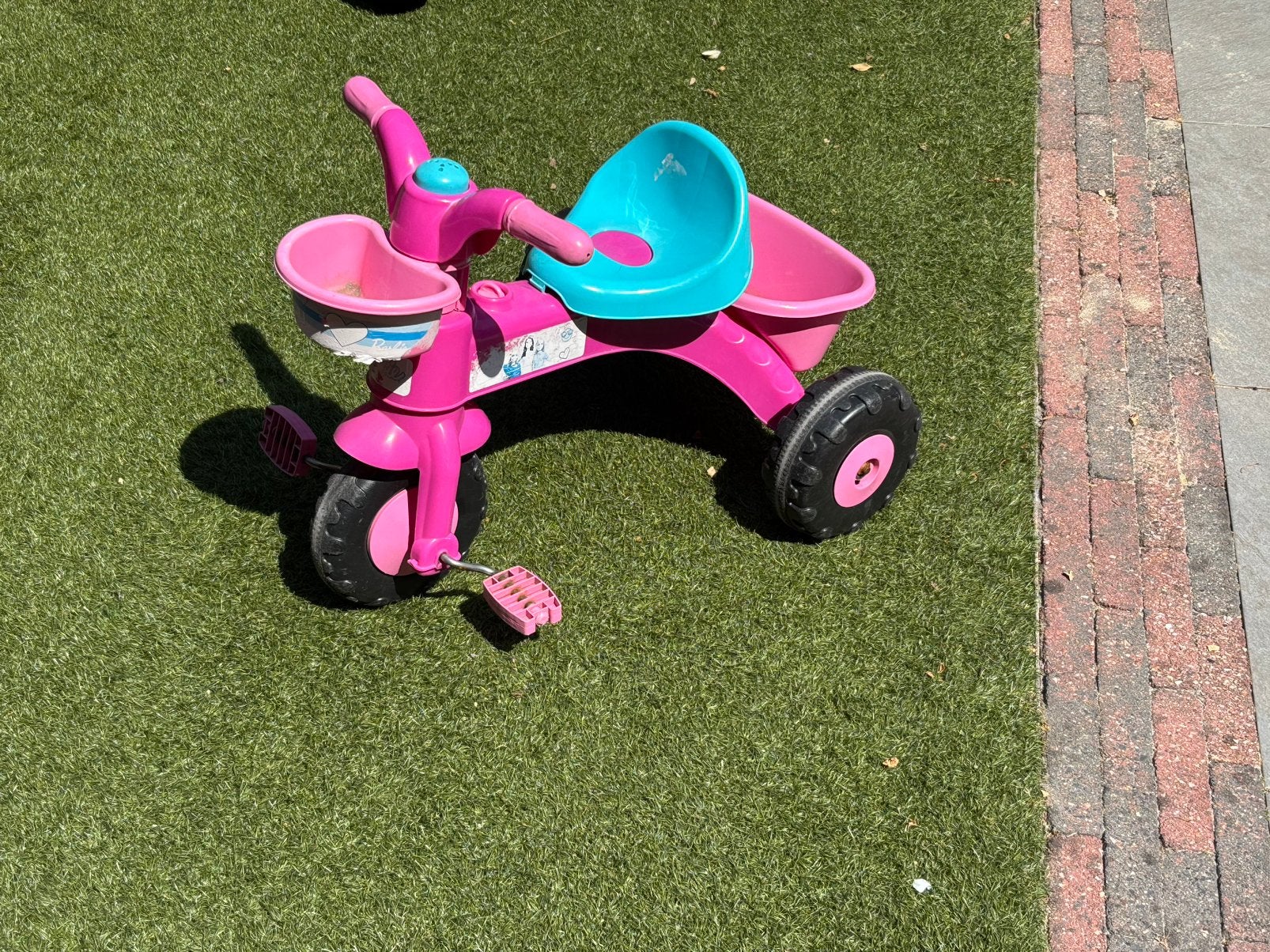 Gratis peuterfietsje / driewieler roze-turquoise, Ophalen, Gebruikt, Jongen of Meisje