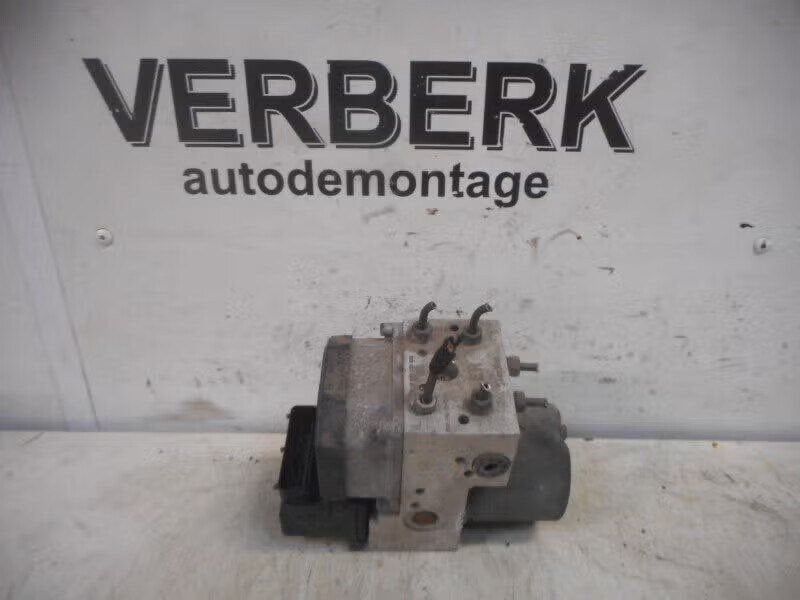 ABS POMP Opel Zafira (F75) (01-1998/07-2005) (24432510), Auto-onderdelen, Robert Bosch AG, Gebruikt, Opel, Ophalen of Verzenden