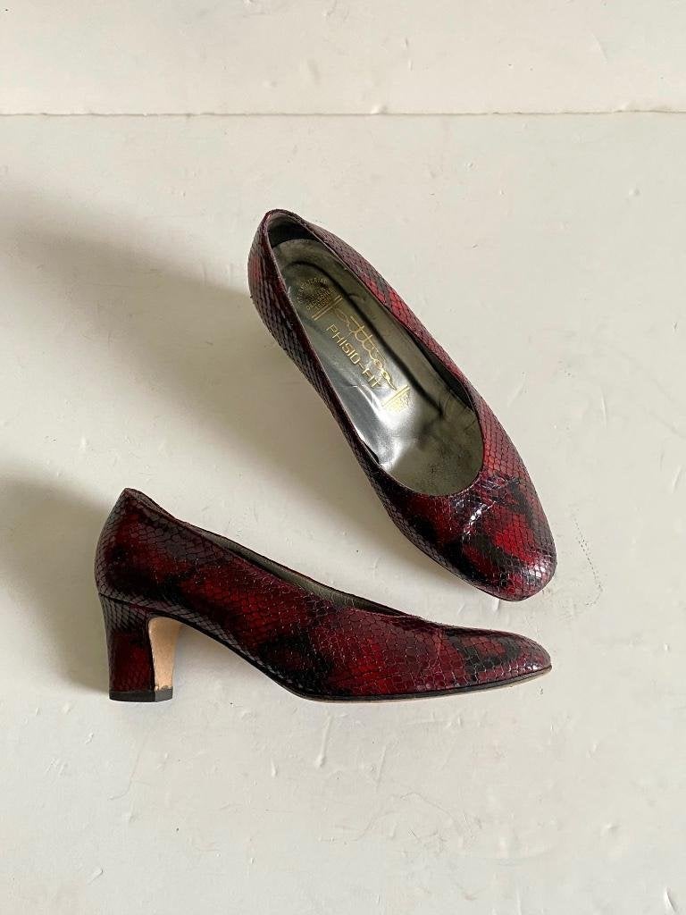 i525 Attica: maat 38,5 leren pumps schoenen hak d-rood/zwart, Attica, Zwart, Ophalen of Verzenden, Zo goed als nieuw