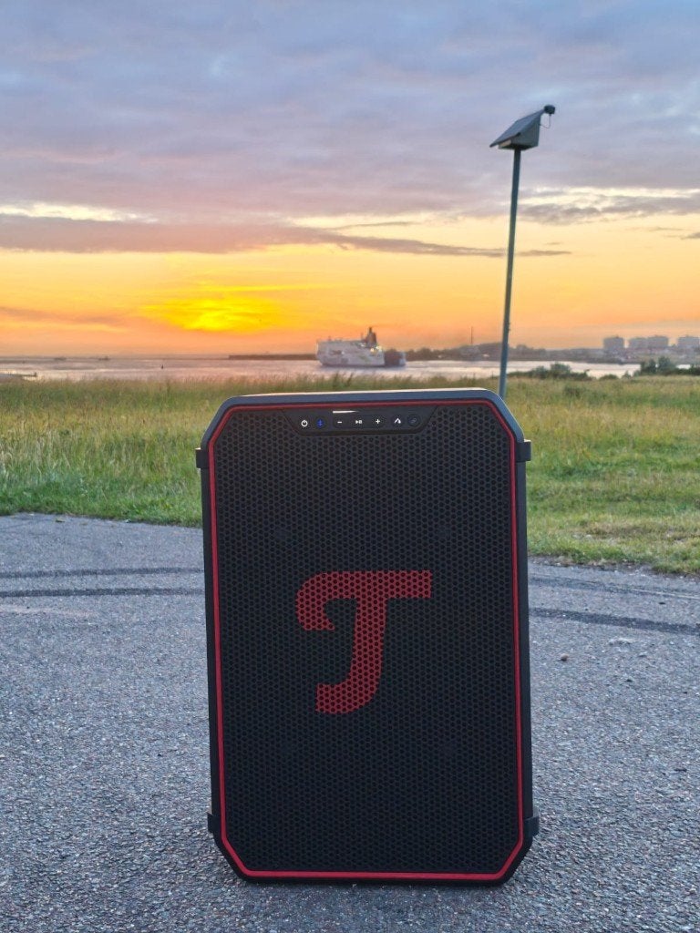 TE HUUR: Partyspeaker Teufel Rockster Neo, Overige typen, Nieuw, 120 watt of meer, Ophalen
