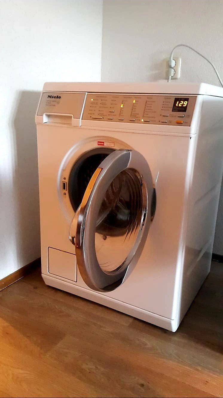 Miele SoftCare 7kg wasmachine A++, Witgoed en Apparatuur, Wasmachines, Ophalen, 6 tot 8 kg, Minder dan 85 cm, Voorlader