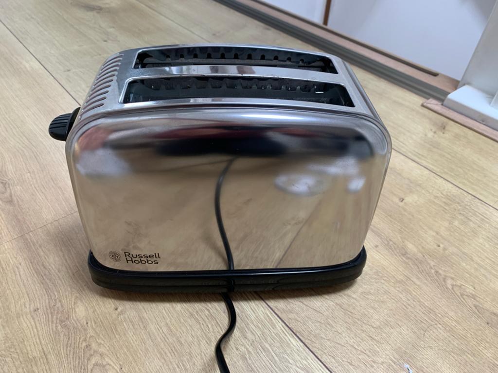 Russell Hobbs Broodrooster - Zo goed als nieuw, Ophalen, Zo goed als nieuw