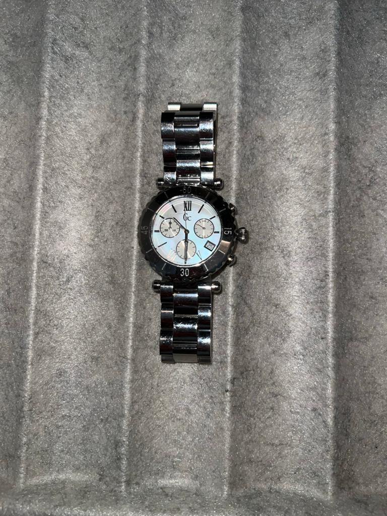 Guess Collection (GC) dameshorloge /zilver, Sieraden, Tassen en Uiterlijk, Horloges | Dames, Ophalen of Verzenden, Staal, Guess