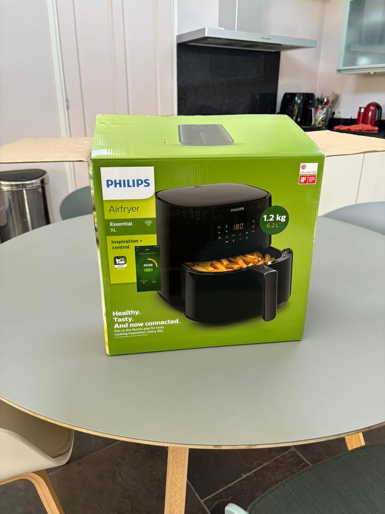 Philips airfryer Essential XL, Witgoed en Apparatuur, Airfryers, Ophalen of Verzenden, Zo goed als nieuw, Airfryer XL, 1000 t/m 1499 gram