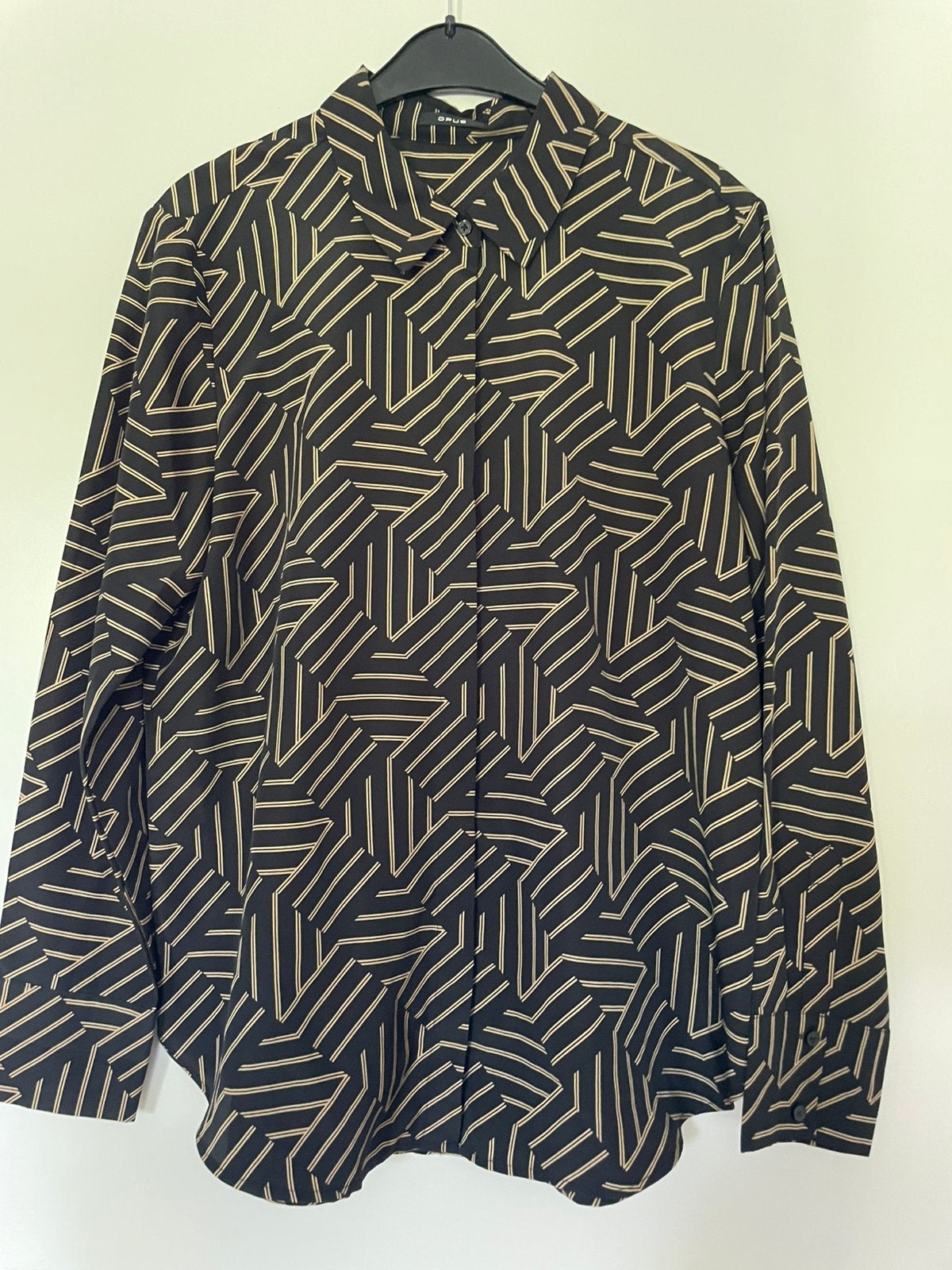 Blouse merk opus, Ophalen of Verzenden, Zo goed als nieuw, Maat 38/40 (M)