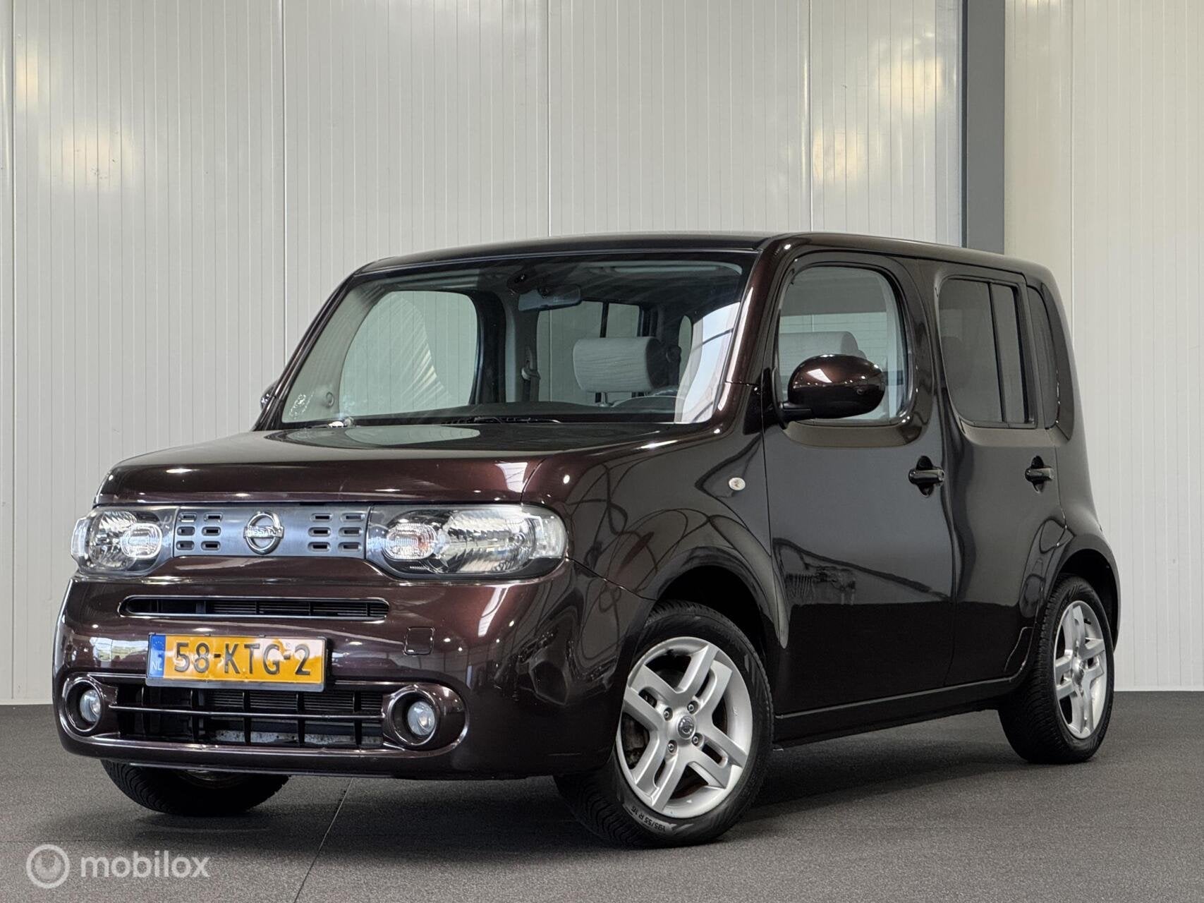 Nissan Cube 1.6 Pure [ NAP 1e eigenaar trekhaak panorama ], Voorwielaandrijving, Euro 5, 15 km/l, 4 cilinders