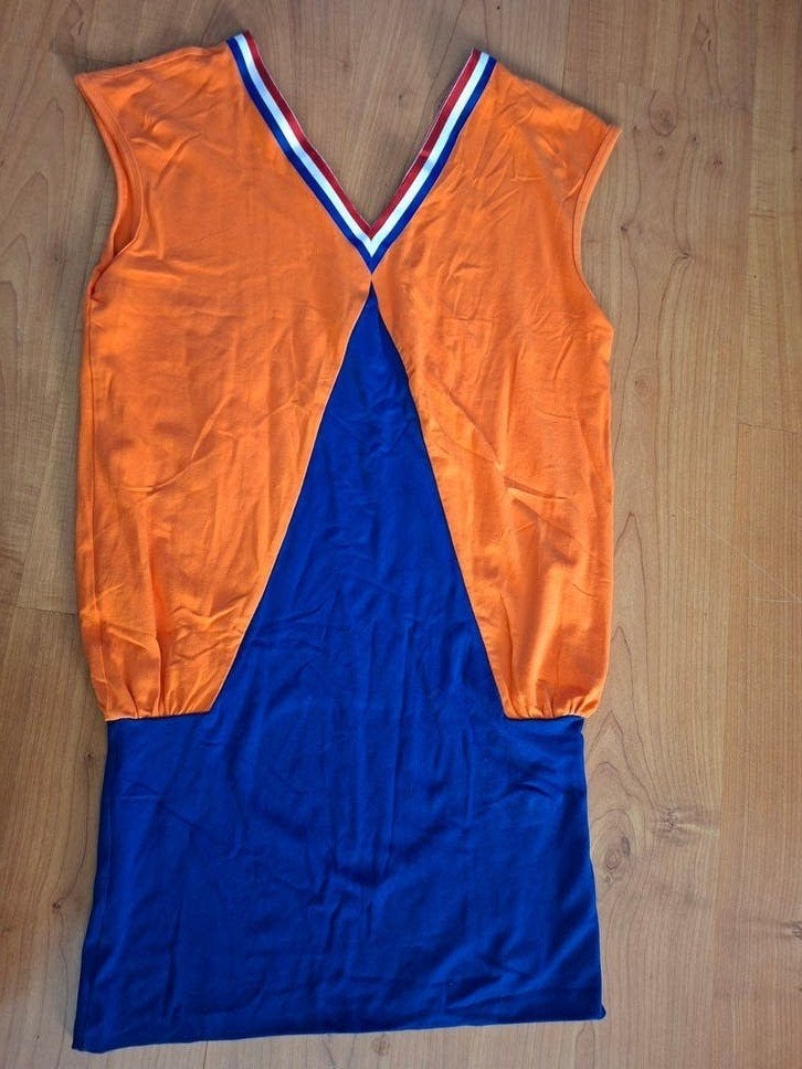 Dameskleding jurk Bavaria dress oranje/Holland /voetbal, Kleding | Dames, Jurken, Maat 38/40 (M), Oranje, Ophalen of Verzenden