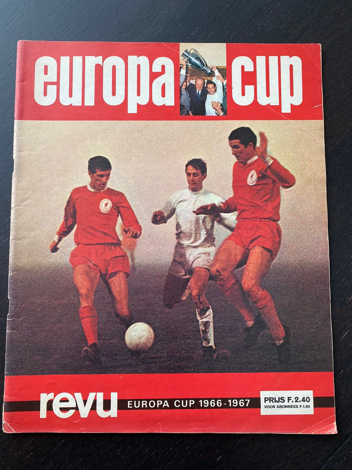 Revu Europa Cup Special seizoen 1966-1967, Ophalen of Verzenden, Zo goed als nieuw, Ajax, Boek of Tijdschrift
