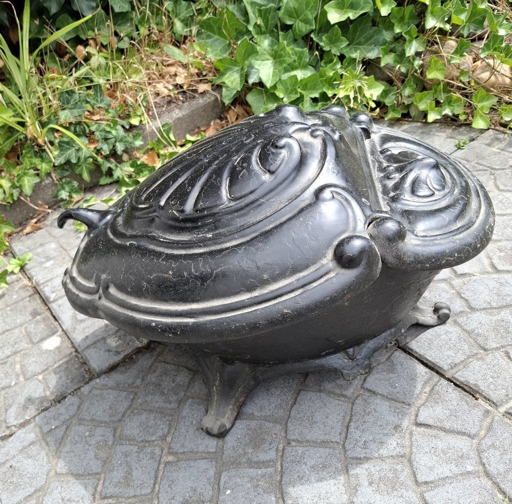 Gietijzeren Franse kolenbak in schildpadvorm, Ophalen