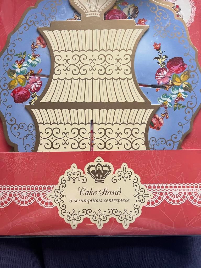 Cake stand, Ophalen, Zo goed als nieuw, Overige stijlen, Kop(pen) en/of Schotel(s)