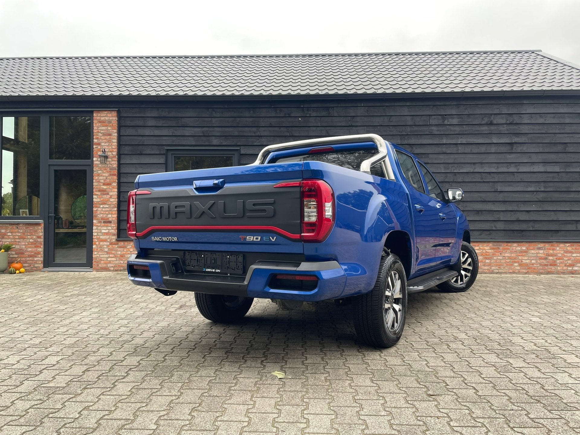 Maxus T90 EV 89 kWh - 3.300 kg trekgewicht - 5 persoons - Ze, Auto's, Automaat, Achterwielaandrijving, Blauw, 177 pk