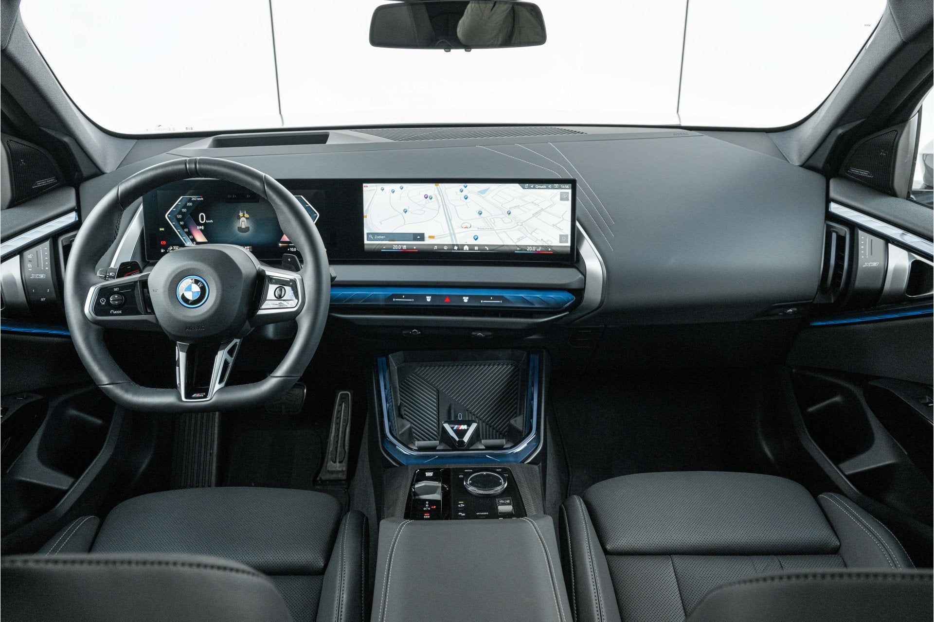 BMW X3 30e xDrive M Sport Automaat / Trekhaak / Sportstoelen, Automaat, Zwart, 4 cilinders, Met garantie (alle)