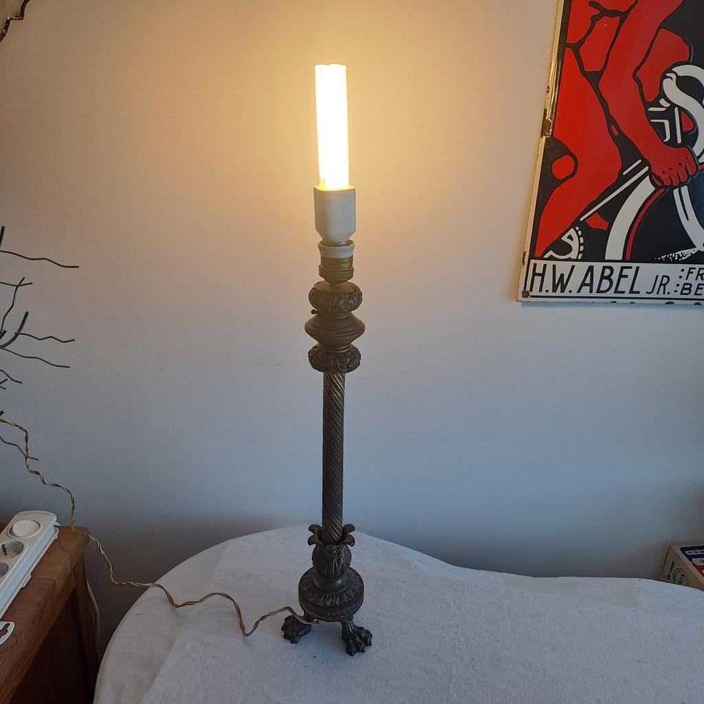 Antiek koperen lamp gedraaide poot, Ophalen of Verzenden