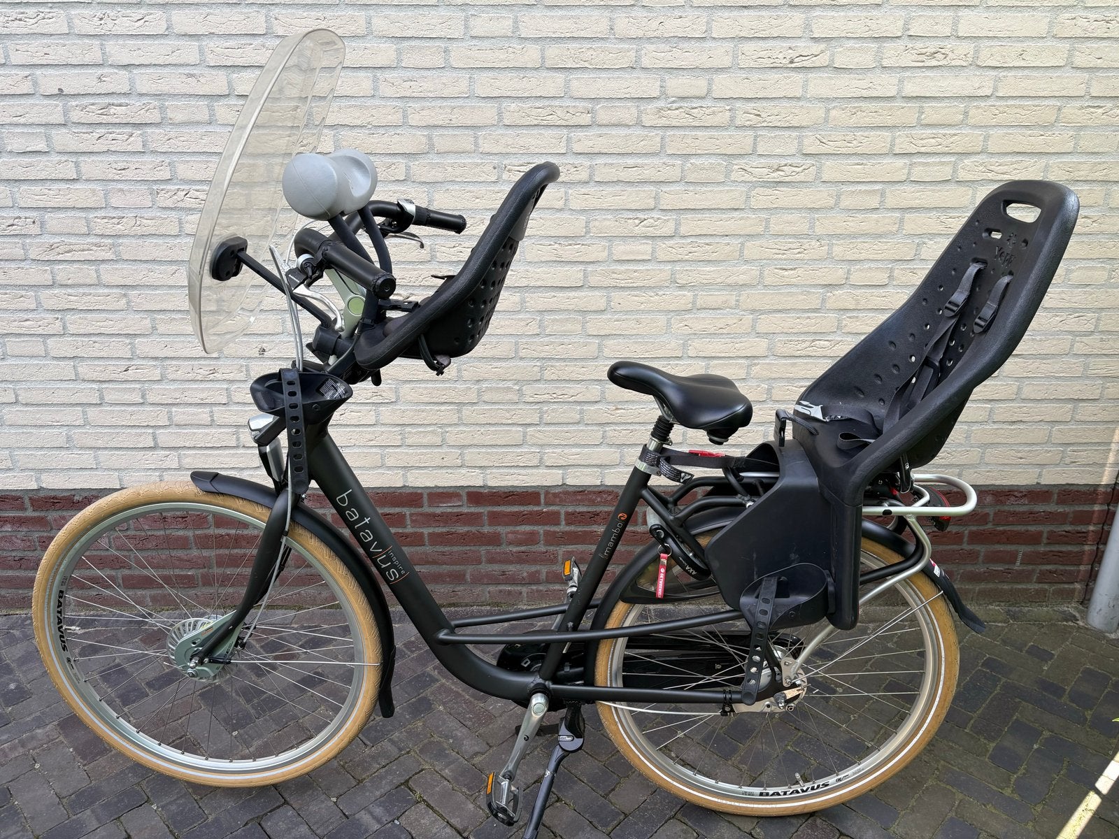 Batavus Mambo Mamafiets + 2 Yepp kinderzitjes en windscherm, Fietsen en Brommers, Fietsen | Dames | Moederfietsen, Ophalen, 2 zitjes