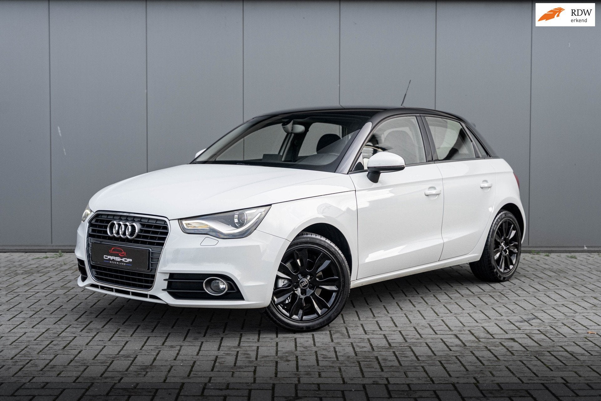 Audi A1 Sportback 1.4 TFSI 140pk Pro Line S AUTOMAAT/CRUISE, Stof, Zwart, 4 cilinders, 4 stoelen