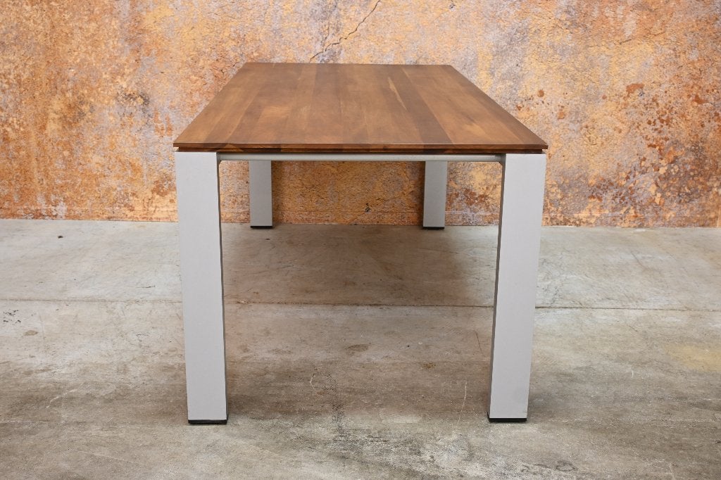 ZGANieuw! fraaie notenhouten Arco Graphic design tafel, Huis en Inrichting, Tafels | Eettafels, 200 cm of meer, Zo goed als nieuw