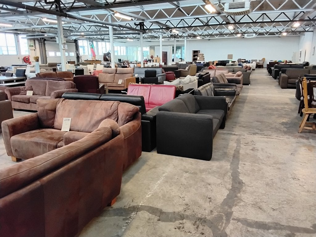 Veel banken/bankstellen/hoekbanken enz. Second Life Wolvega, Huis en Inrichting, Ophalen, Zo goed als nieuw, 75 tot 100 cm, Leer