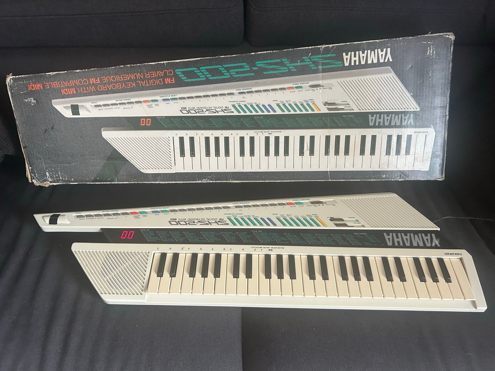 Yamaha SHS-200 FM Digitale Keyboard met MIDI, Gebruikt, Ophalen, 49 toetsen, Midi-aansluiting