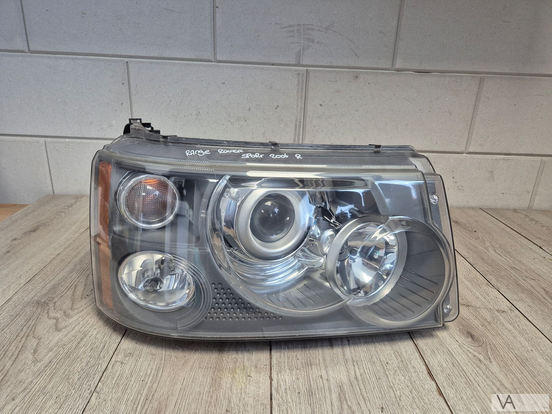 Koplamp rechts van Range Rover Sport 2005 - 2010 €200 xenon, -, -, Ophalen of Verzenden, -