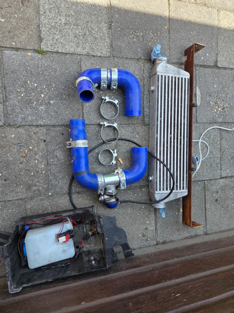 Intercooler Saab 9-3 met slangen en toebehoren, Ophalen of Verzenden, Saab