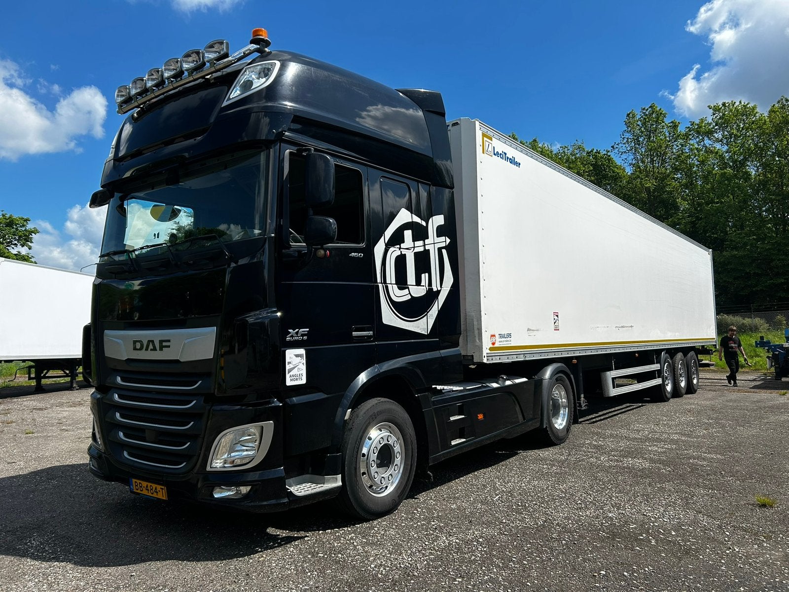 Te huur! trekker oplegger €750 / week!, Automaat, Euro 6, Diesel, Particulier